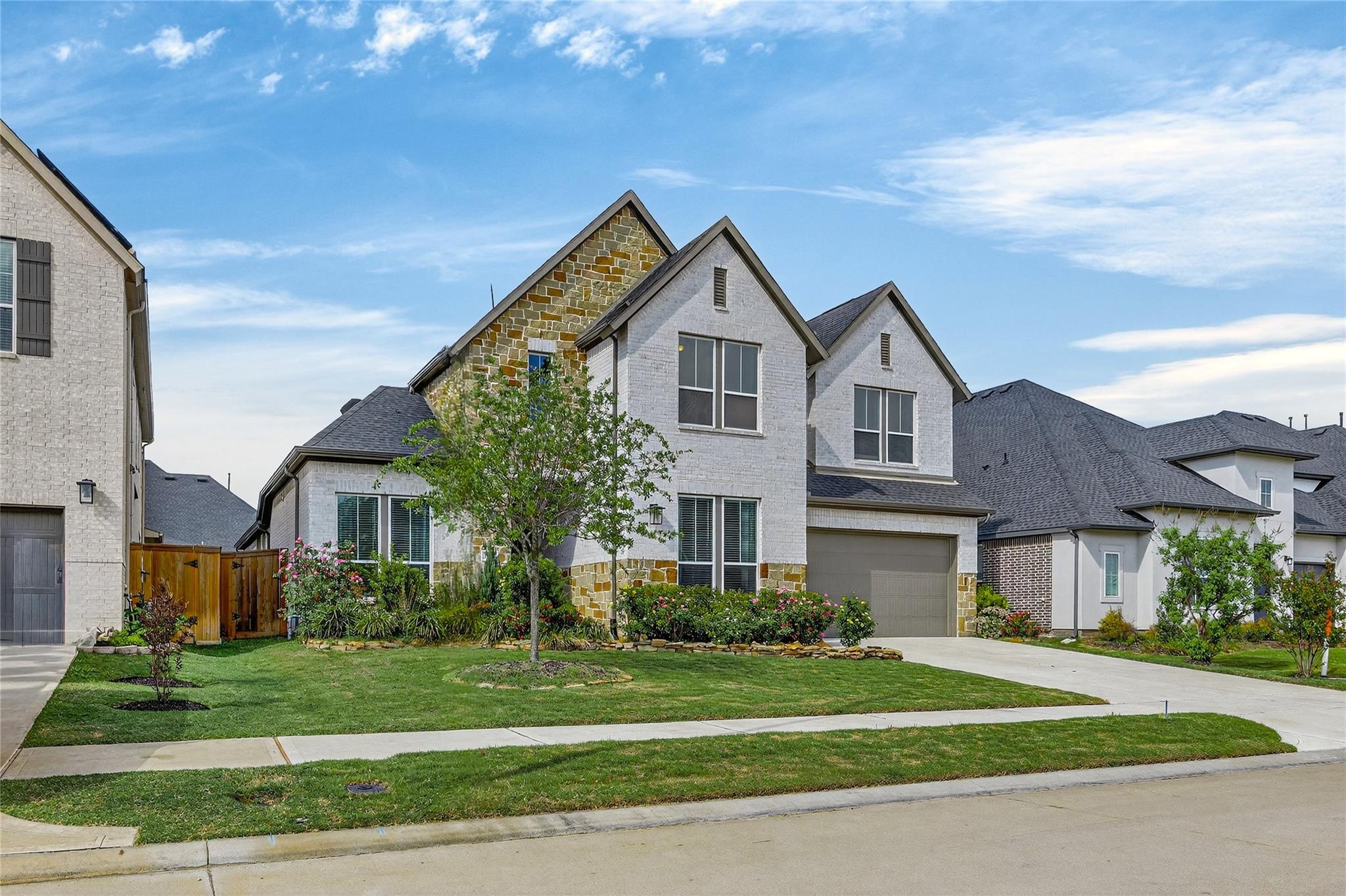 32018 Crested Knoll Court
