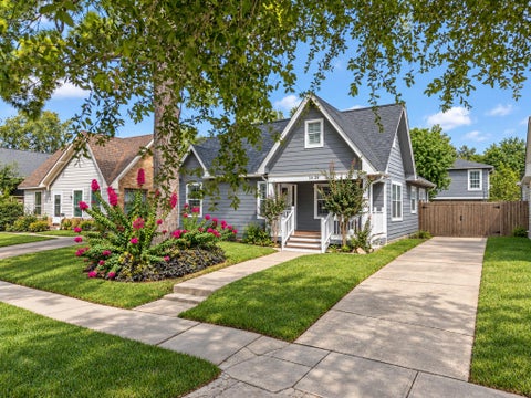 Photo of 1429 Godwin Street, Houston, TX 77023 (MLS # 5656843)