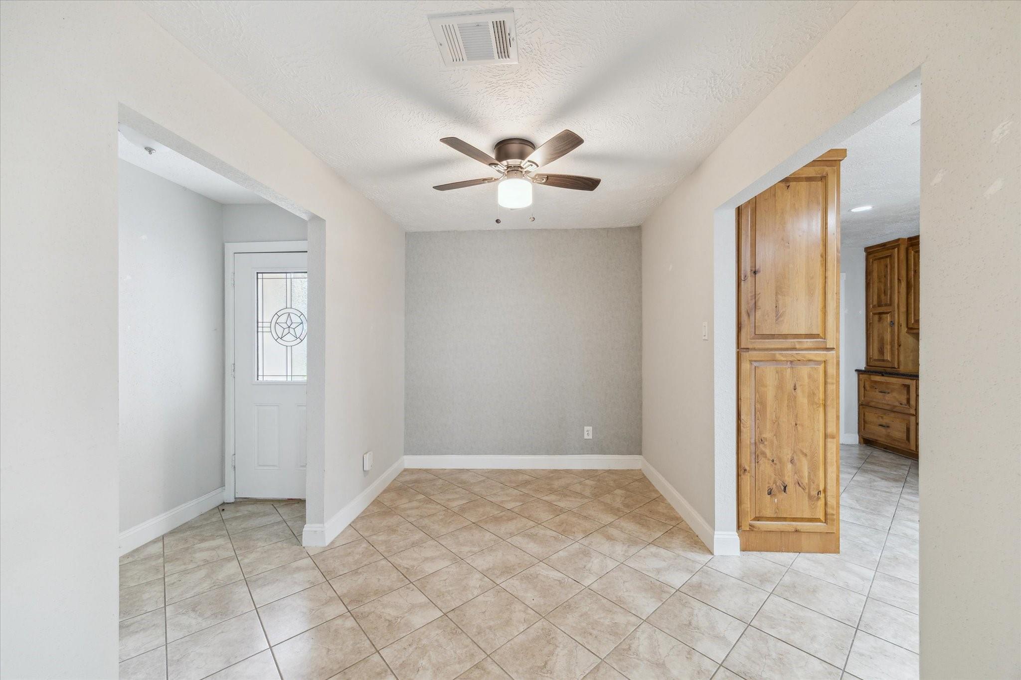 4010 Bluebonnet Trail
