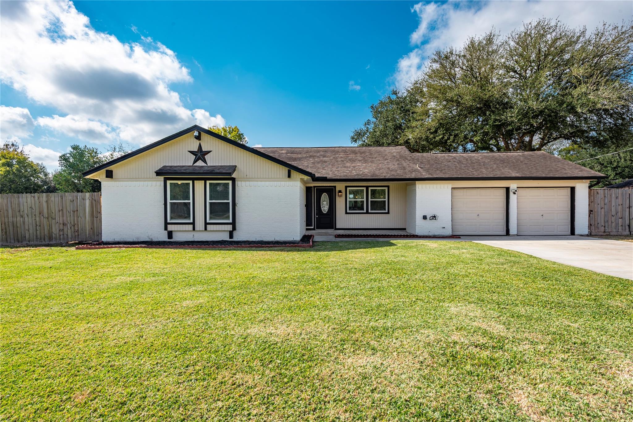 1695 County Road 965