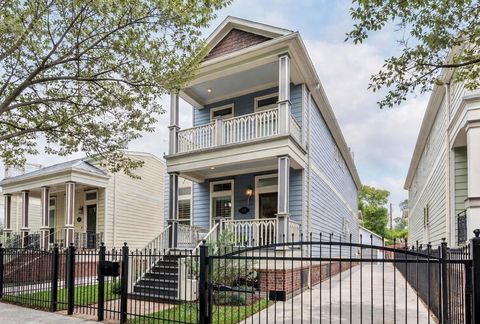Photo of 125 E 22nd Street, Houston, TX 77008 (MLS # 86538380)
