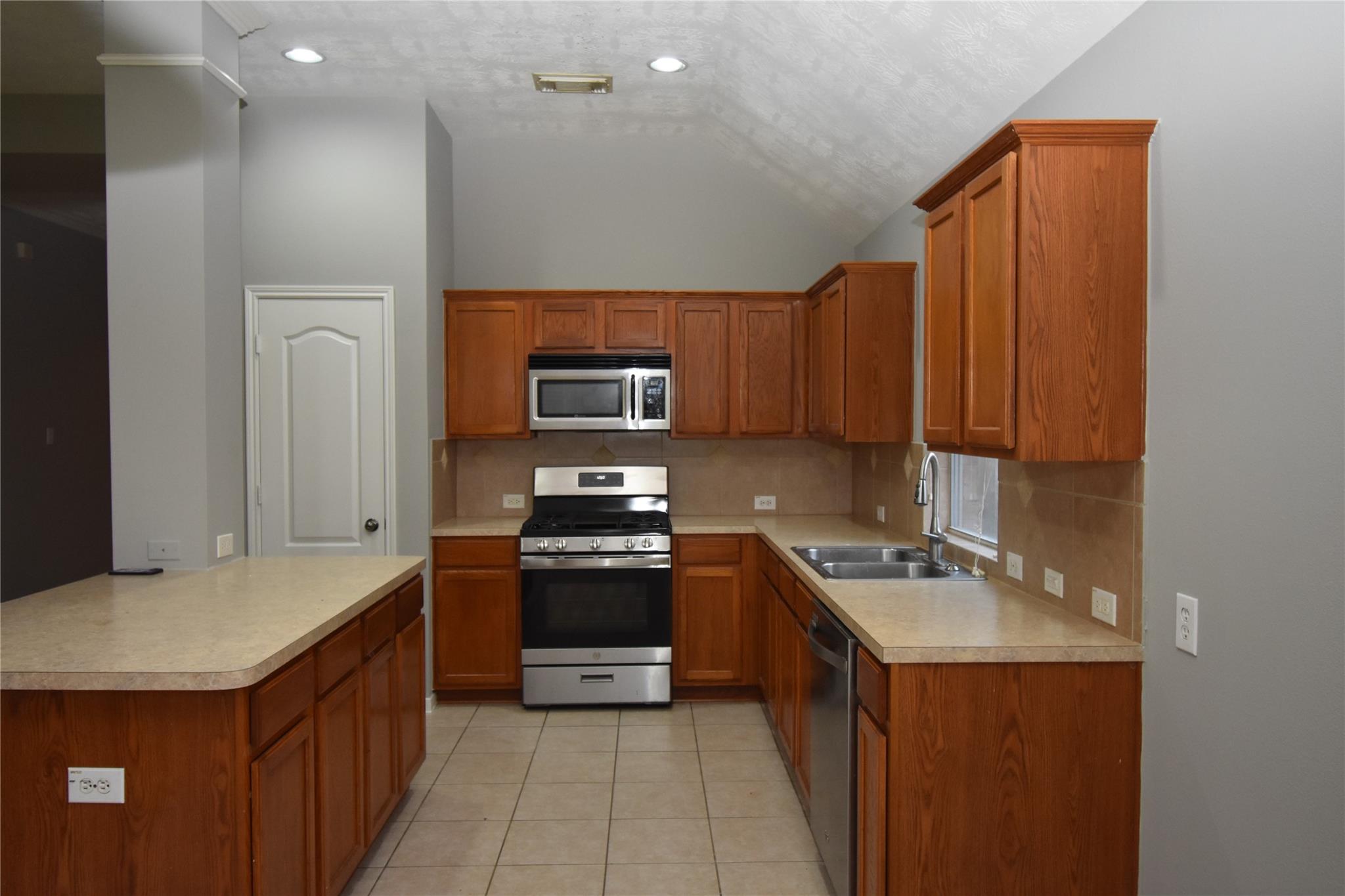9518 Brackenton Crest Drive