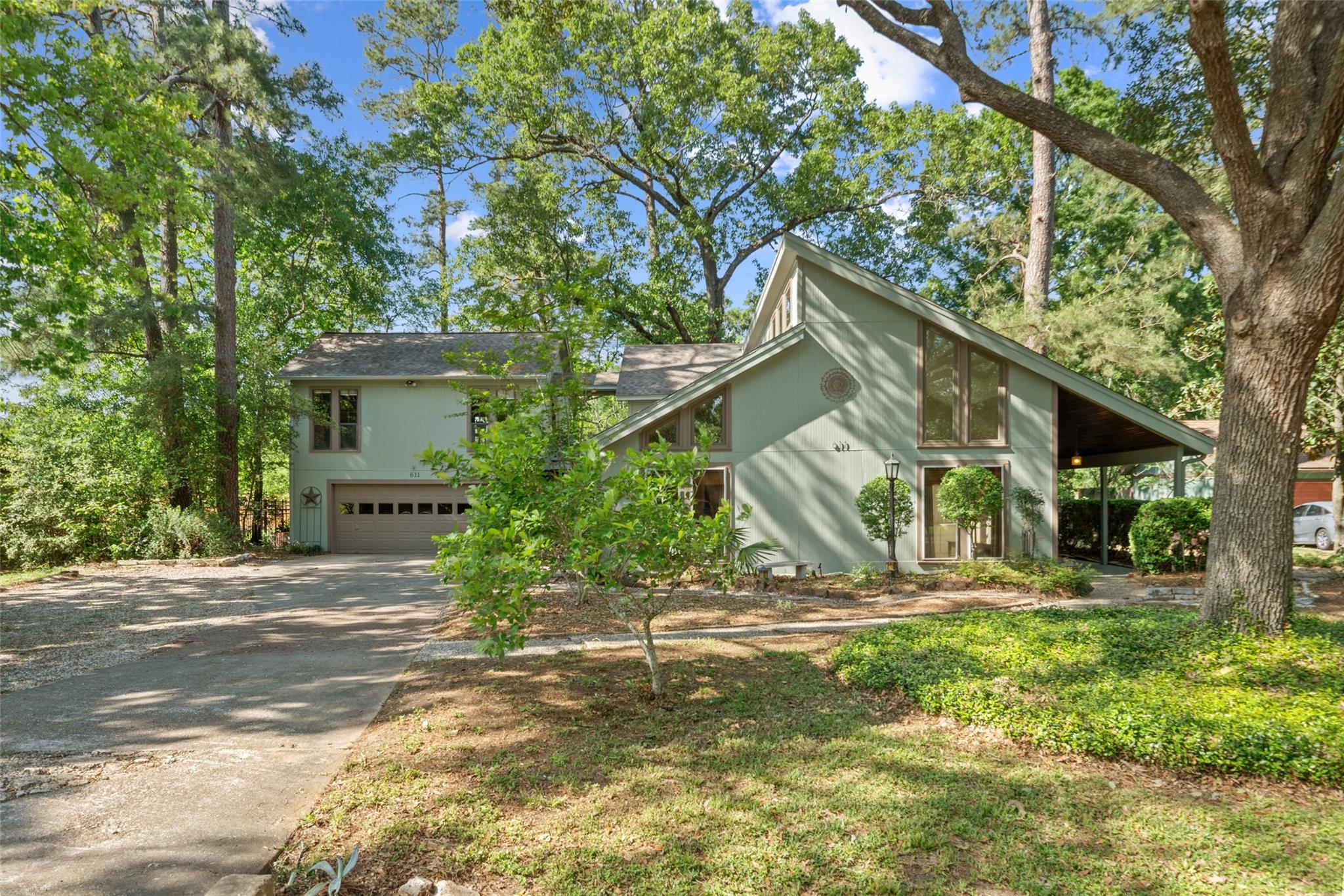 611 Saint Andrews Road