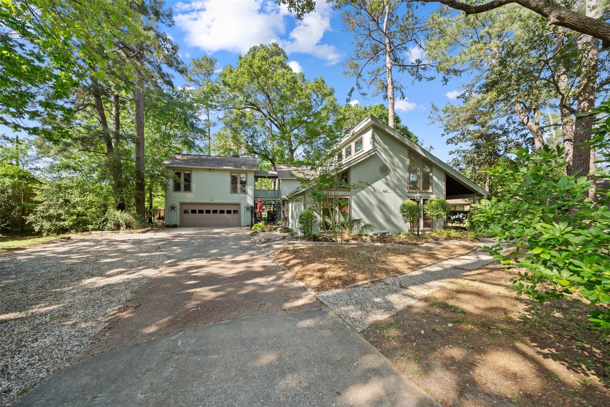 611 Saint Andrews Road