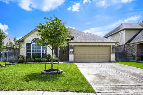 Photo of 4614 Russet Leaf Trace Trace, Katy, TX 77449 (MLS # 4853274)