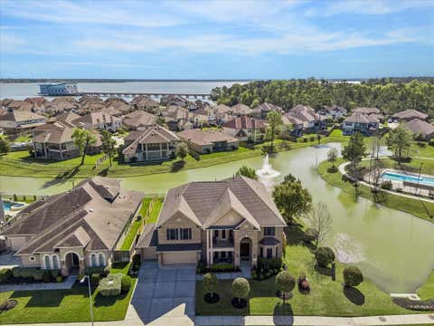 Photo of 14902 Somerset Horizon Lane, Houston, TX 77044 (MLS # 72345562)