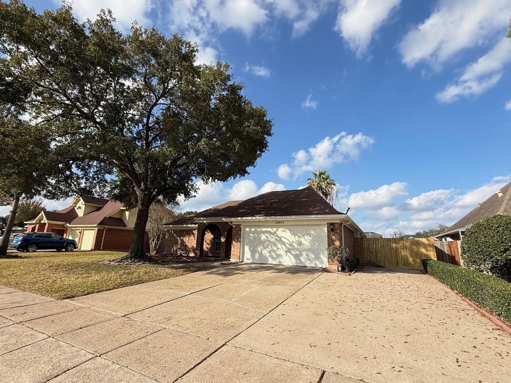 Photo of 14011 Falling Elm Lane, Houston, TX 77015 (MLS # 86491573)