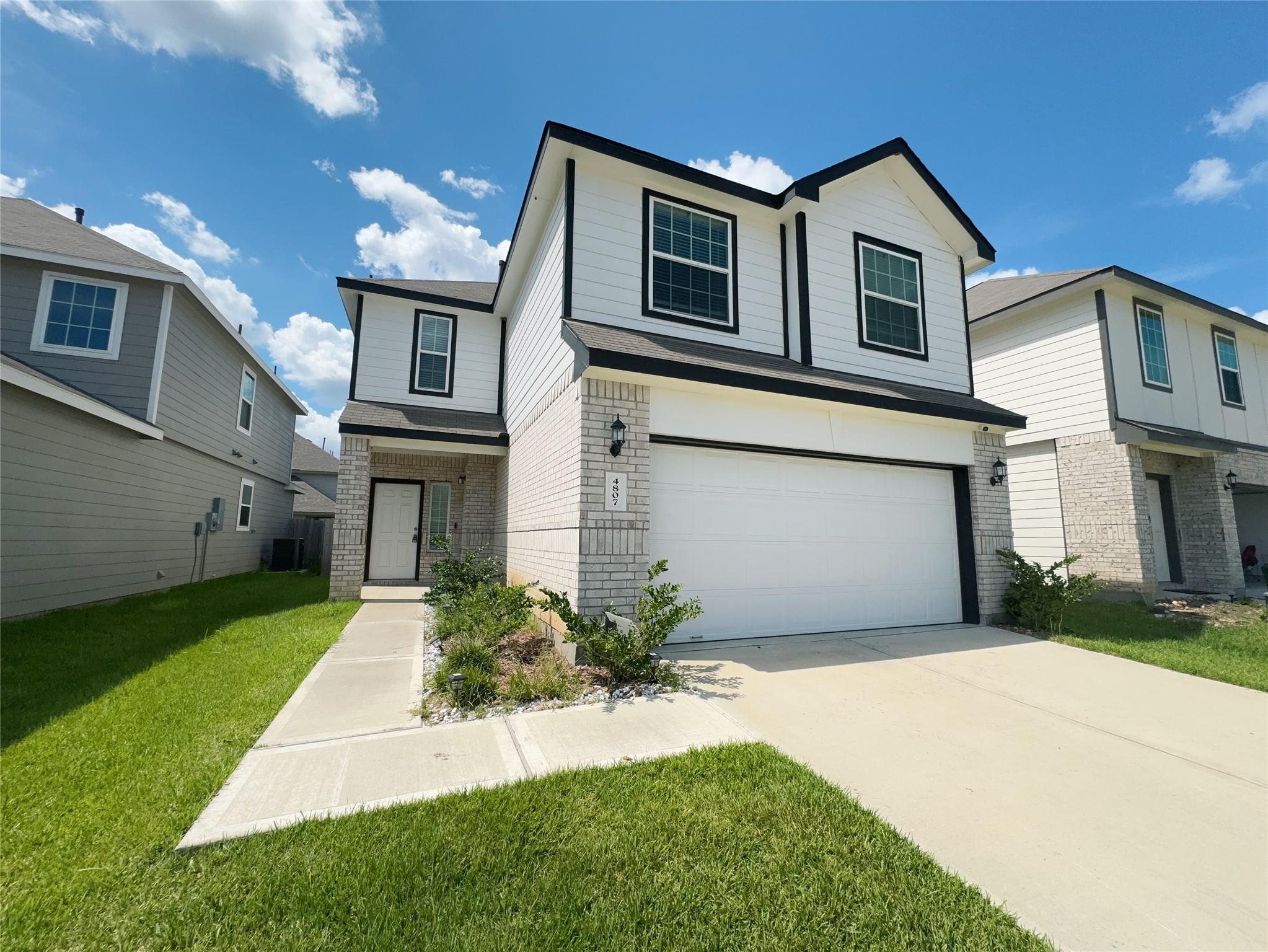 4807 Blue Jacaranda Way