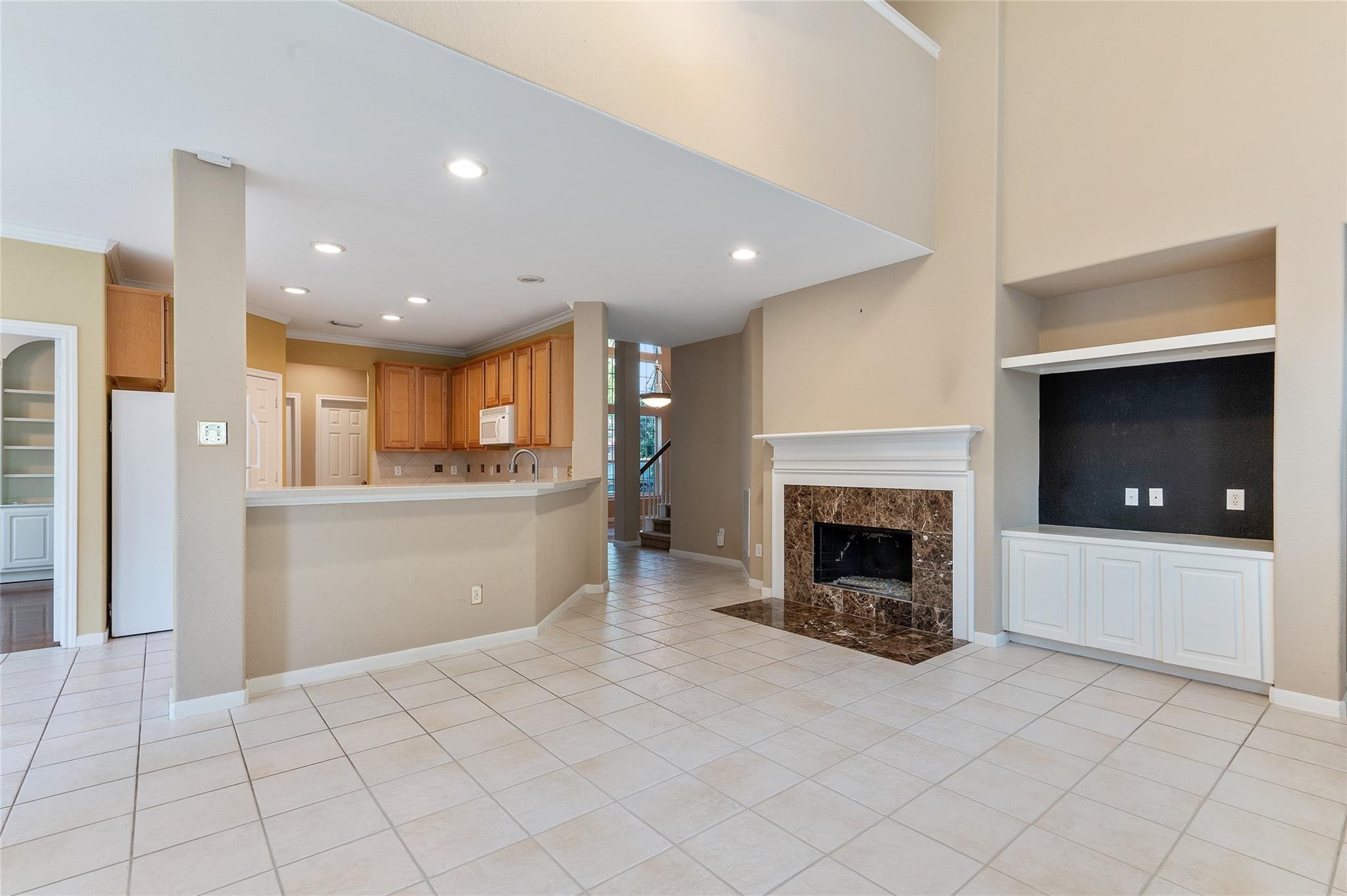 4302 Countryoaks Court
