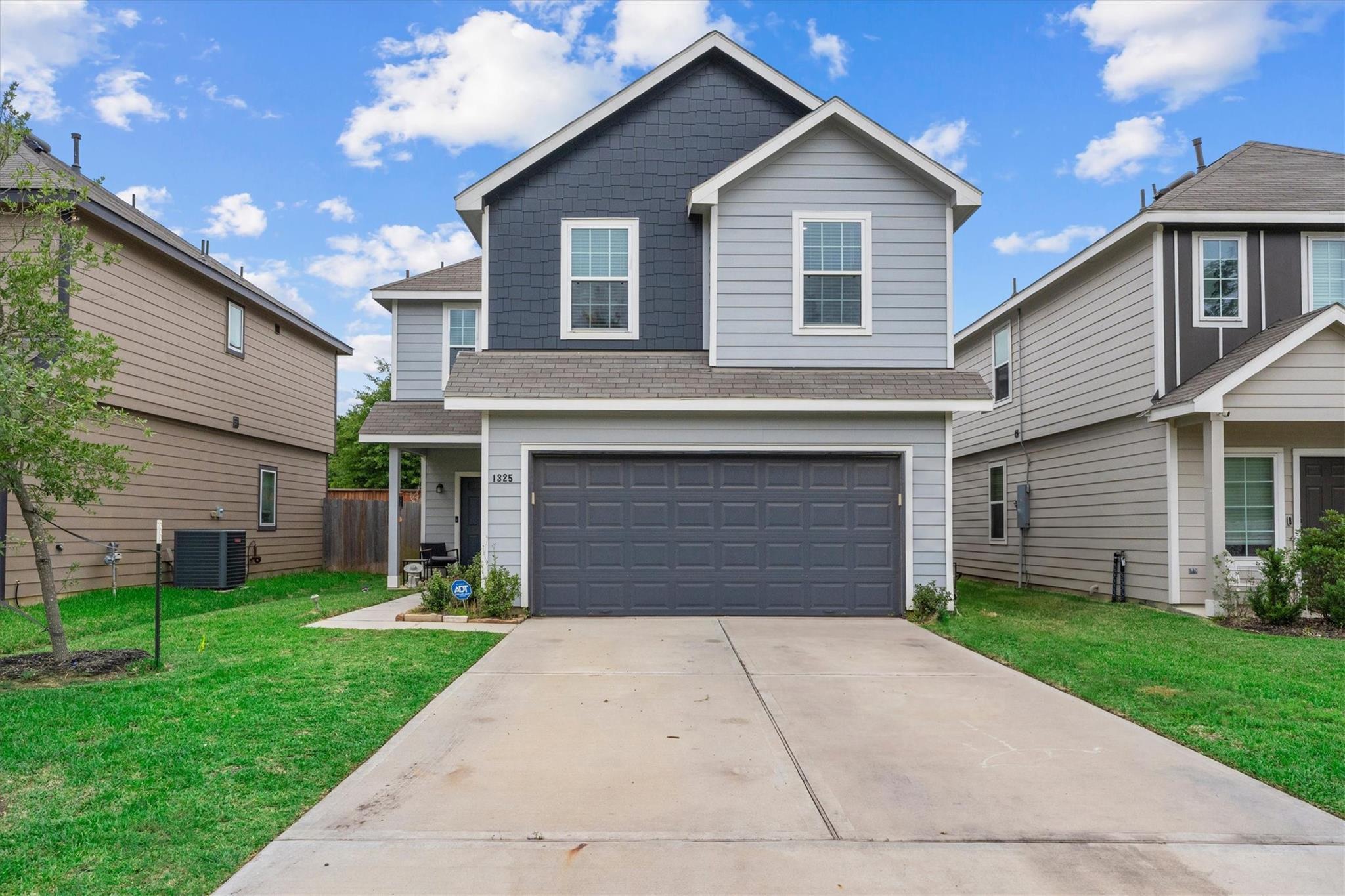 1325 Mount Bassie Trail