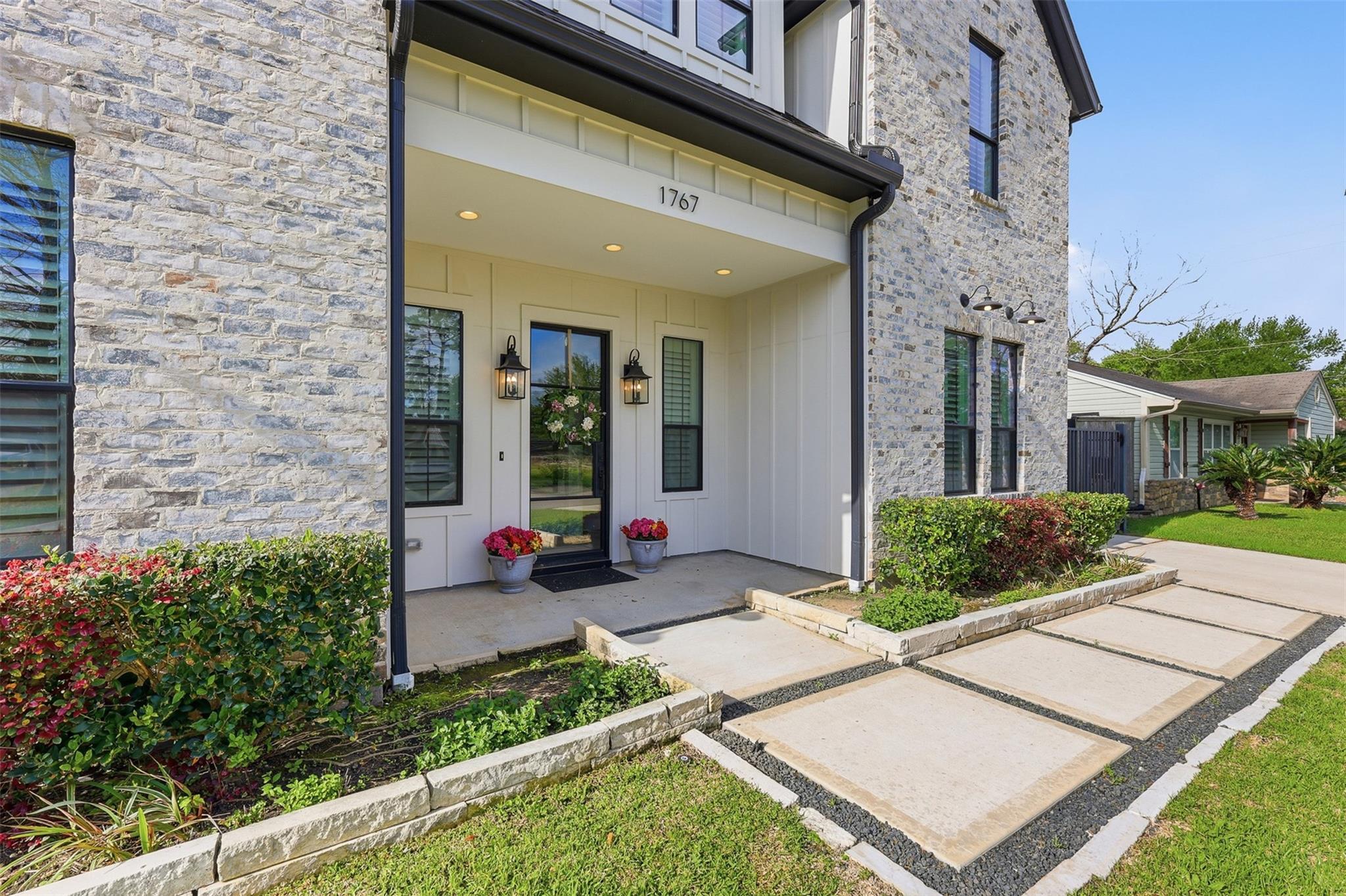 1767 De Milo Drive