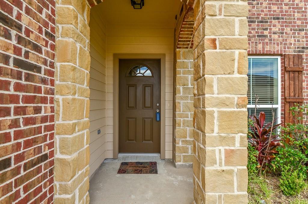 14935 Vinegrove Falls Court