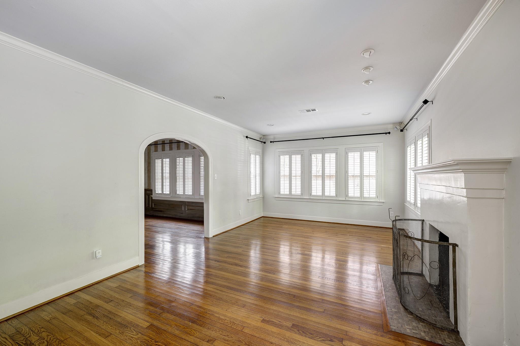 2807 Lafayette Street