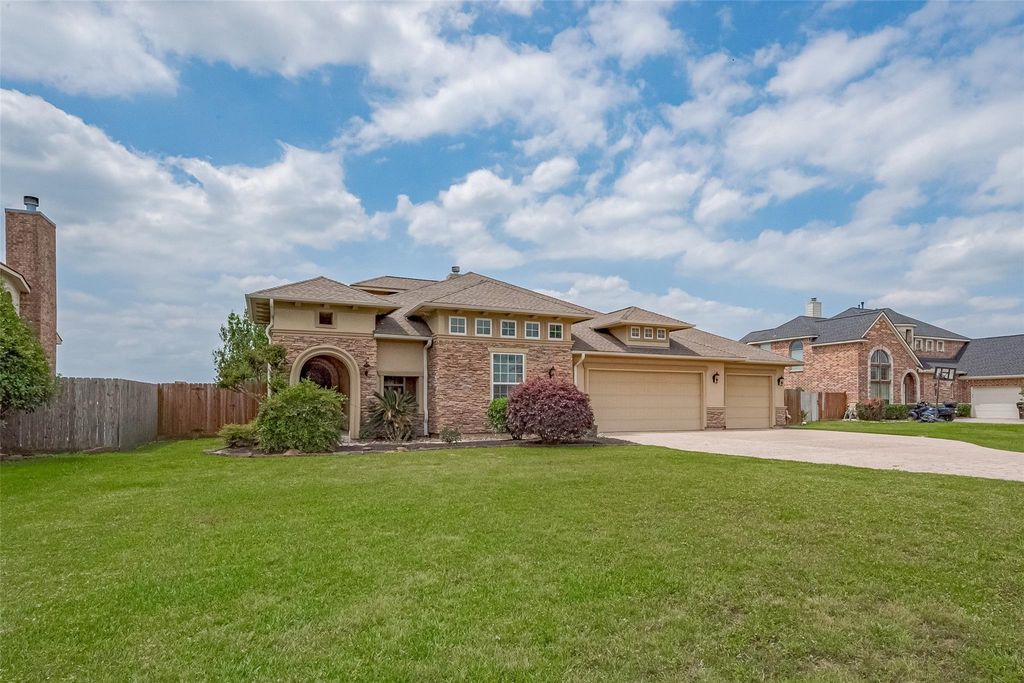 Photo of 18890 Serene Water Drive, Montgomery, TX 77356 (MLS # 81849290)