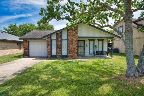 Photo of 1806 N Avenue N Ave, Freeport, TX 77541 (MLS # 46794511) Photo of 1806 N Avenue N Ave, Freeport, TX 77541 (MLS # 46794511)