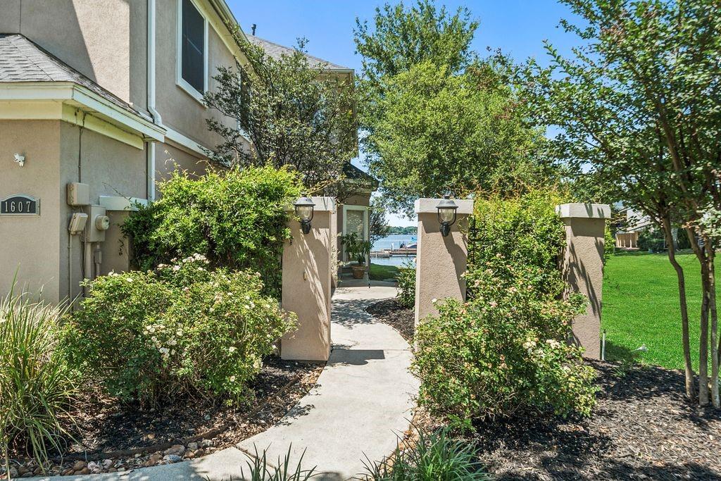 1607 Schooner Point