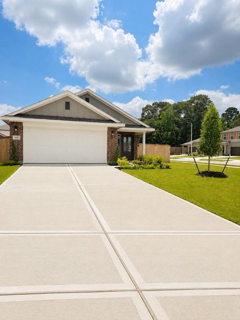 Photo of 9304 Hard Rock Road, Conroe, TX 77303 (MLS # 43558623)