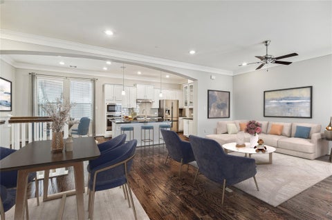 Photo of 436 N Live Oak Street, Houston, TX 77003 (MLS # 31040522)