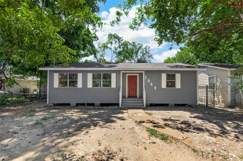 Photo of 1089 Conklin Street, Houston, TX 77088 (MLS # 22013078)