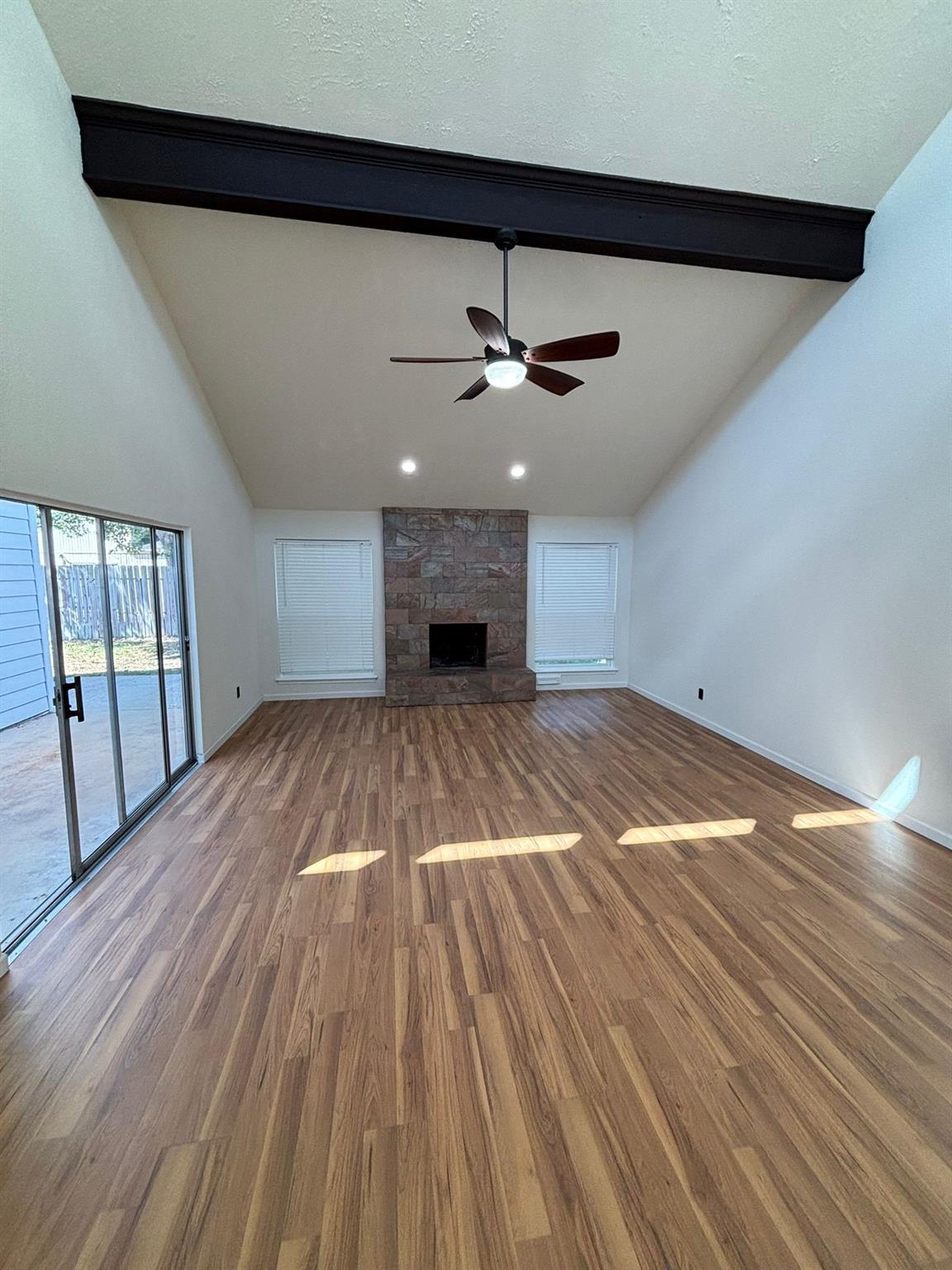 1018 White Sands Road
