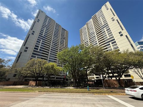 Photo of 15 Greenway Plaza #10D, Houston, TX 77046 (MLS # 32150063)
