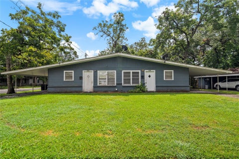Photo of 411 Forrest Street, Baytown, TX 77520 (MLS # 32296439)