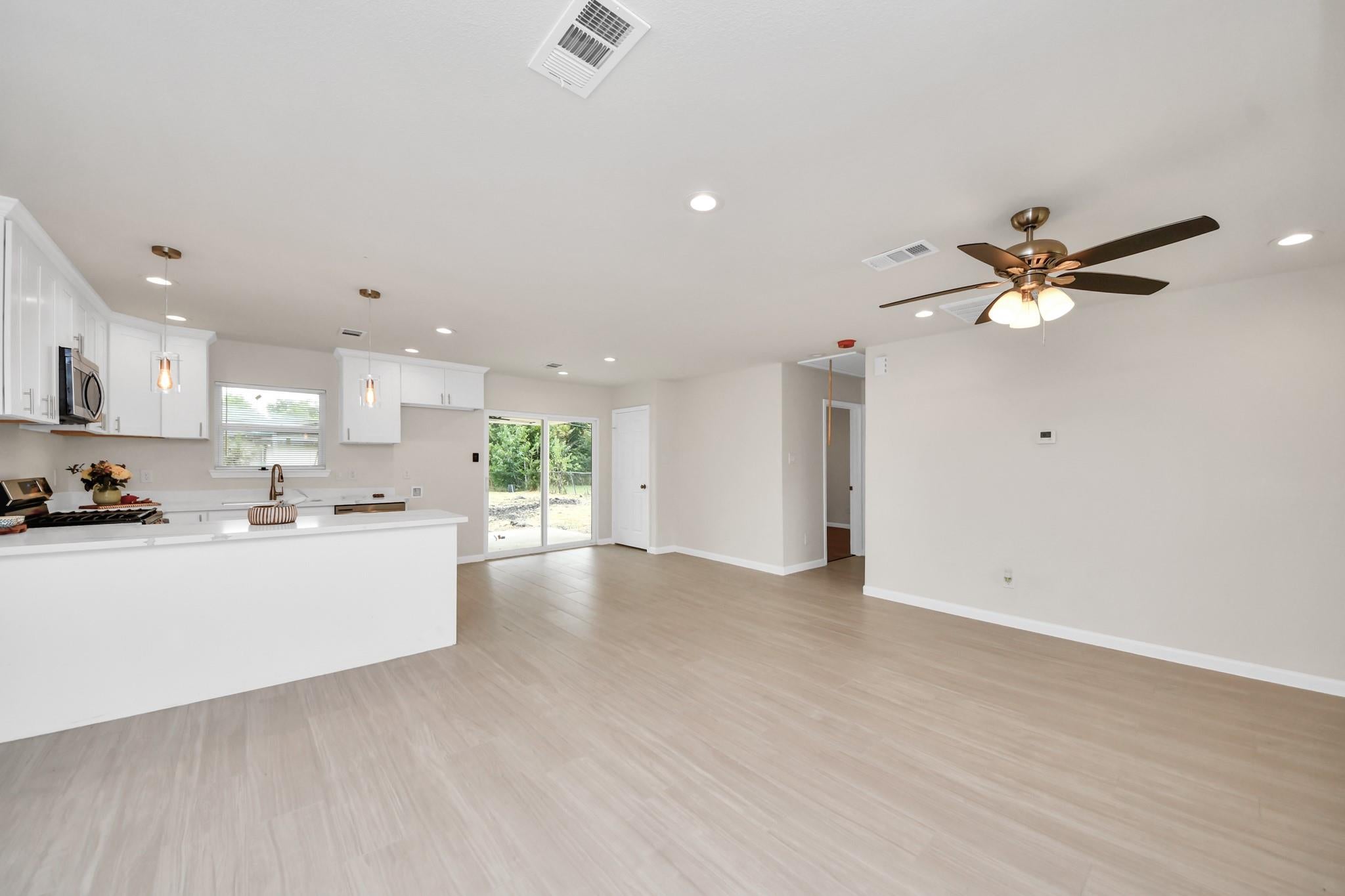 3106 Sunnydale Drive