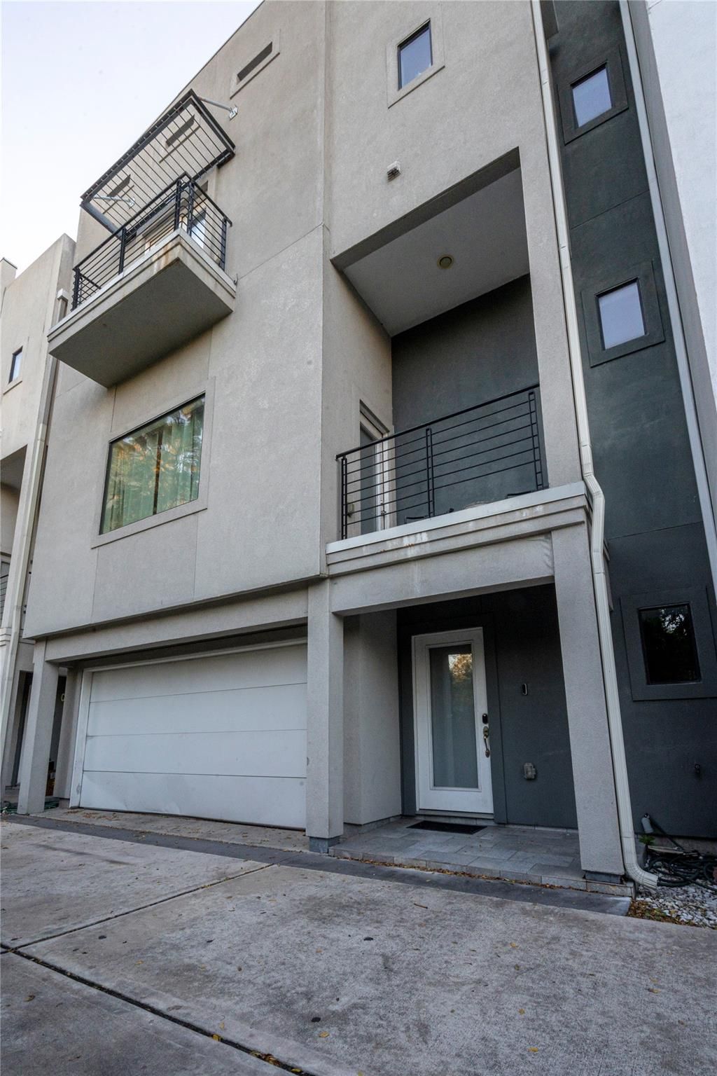 Photo of 1205 Summer Street #B, Houston, TX 77007 (MLS # 52462403)