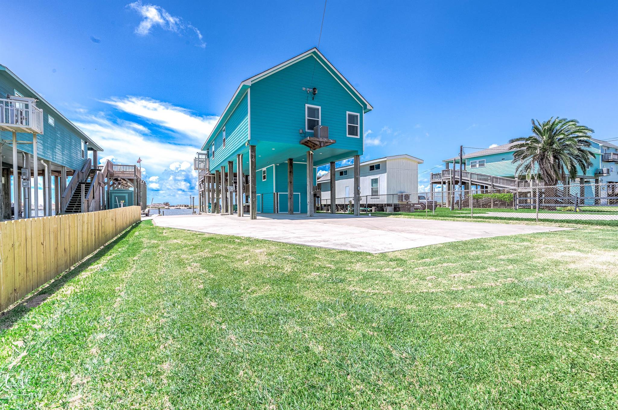 957 Private Road 675