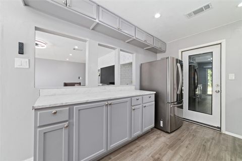 Tiny photo for 6111 Westbranch Drive, Houston, TX 77072 (MLS # 44356082)