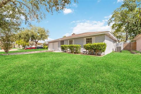 Tiny photo for 6111 Westbranch Drive, Houston, TX 77072 (MLS # 44356082)