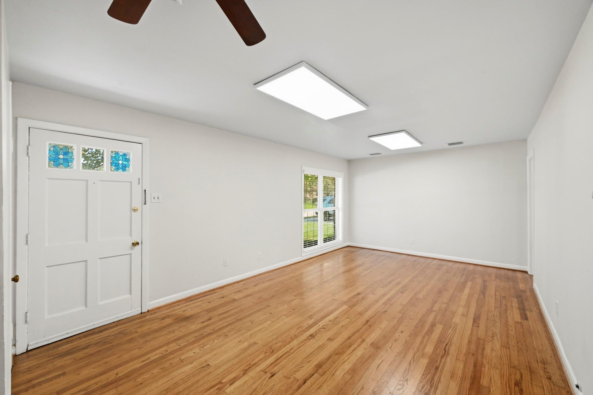 5109 Nina Lee Lane