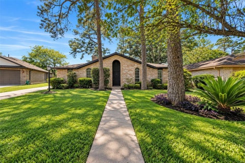 Photo of 2214 Millhouse Road, Houston, TX 77073 (MLS # 28192908)
