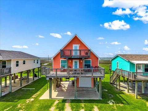 Photo of 2815 Blue Water Highway, Surfside Beach, TX 77541 (MLS # 76432606)