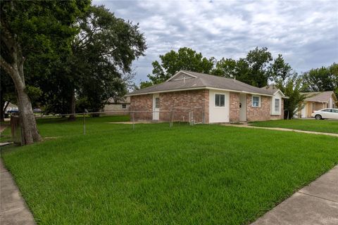 Photo of 12314 Flushing Meadows Drive, Houston, TX 77089 (MLS # 850020)