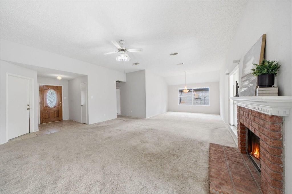 Photo of 707 Laurel Grove Lane, Pearland, TX 77584 (MLS # 86478238)