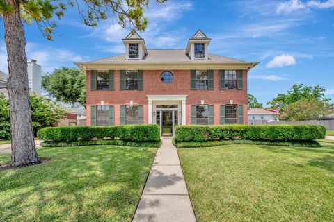 Photo of 14419 Hillside Hickory Court, Houston, TX 77062 (MLS # 71383472)