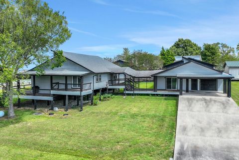 Photo of 930 Paradise Drive, Coldspring, TX 77331 (MLS # 38316488)