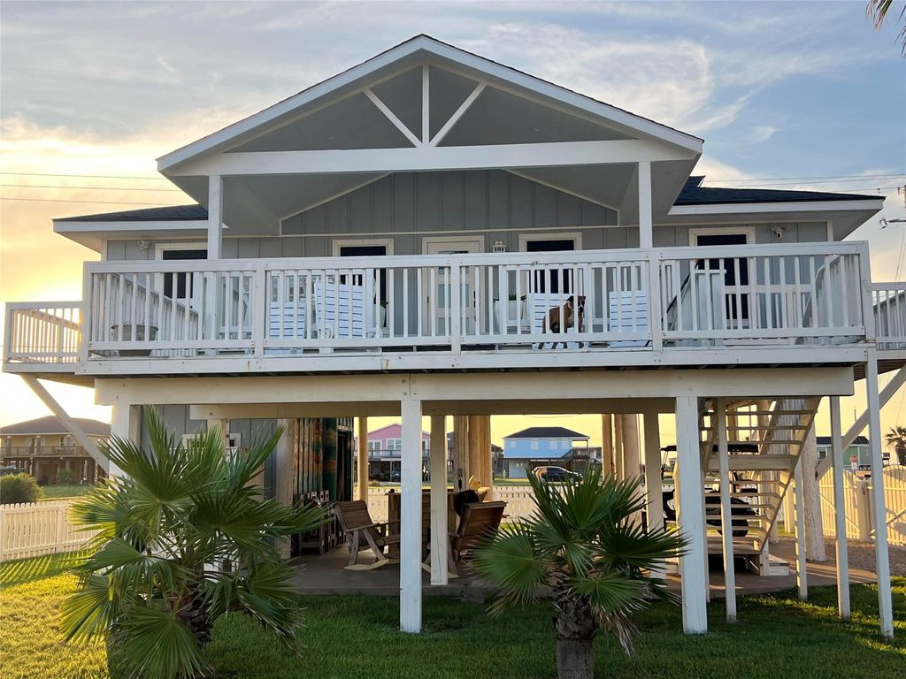 Photo of 307 Angel Wing Street, Surfside Beach, TX 77541 (MLS # 15830985)