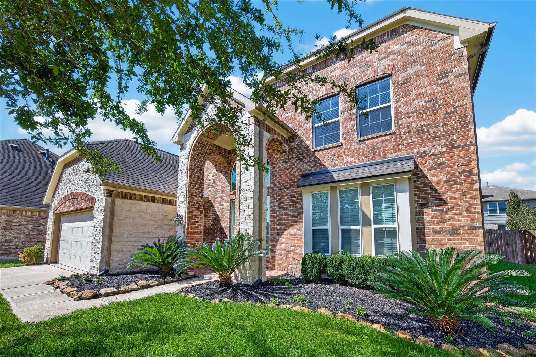 3211 Golden Honey Lane