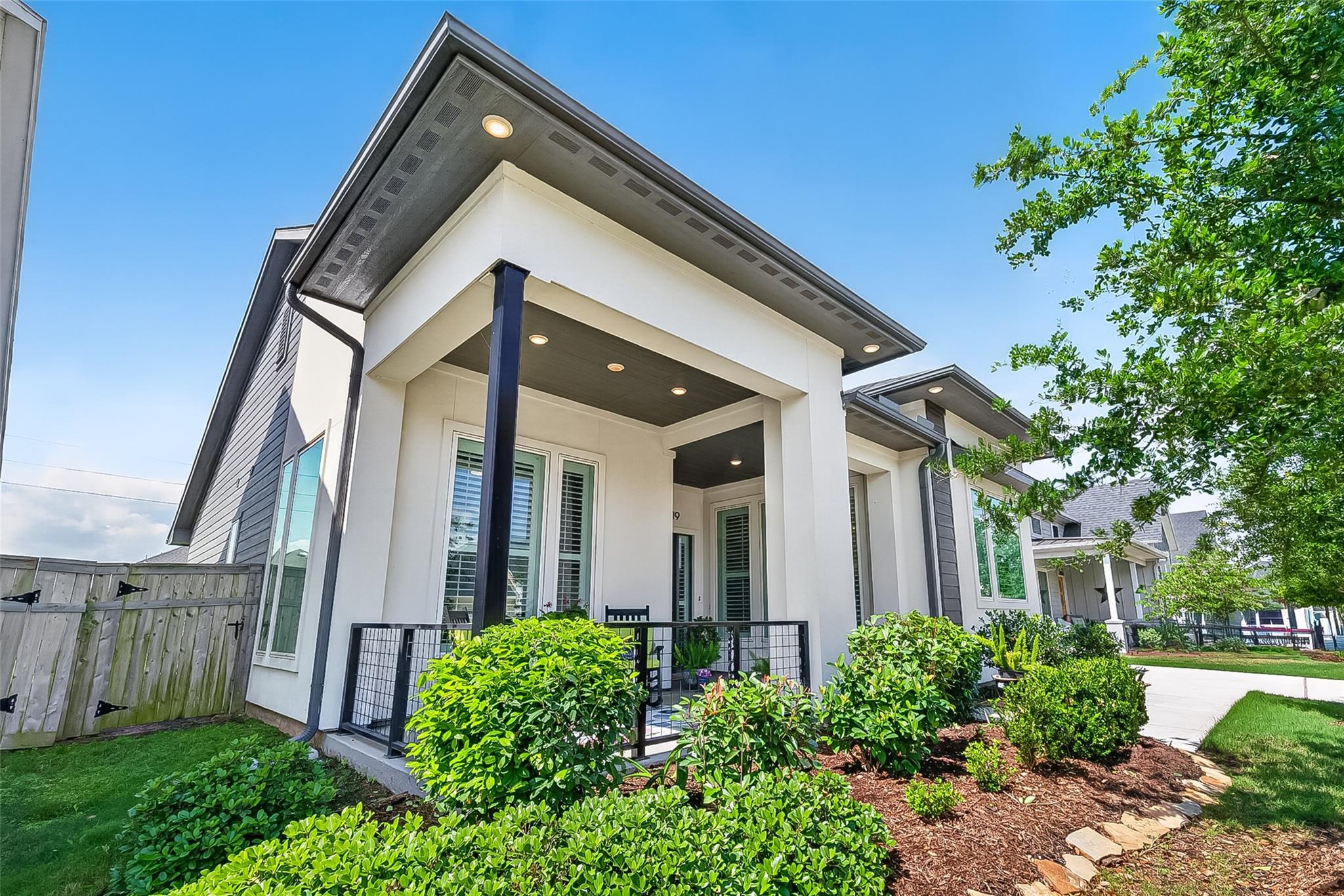 28919 Harbor Springs Court