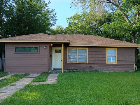 Photo of 5617 Malmedy Road, Houston, TX 77033 (MLS # 40363554)