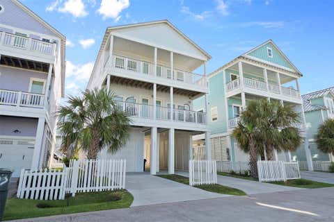 Photo of 3807 Neptune, Galveston, TX 77554 (MLS # 3775478)