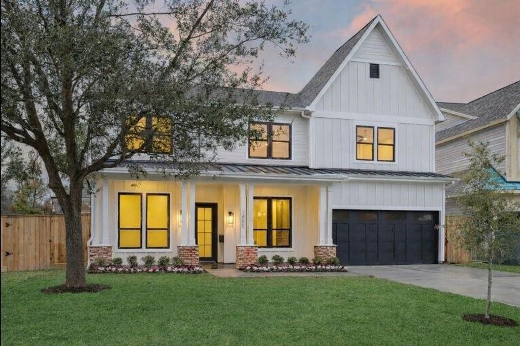 Photo of 1248 Chamboard Lane, Houston, TX 77018 (MLS # 97291827)