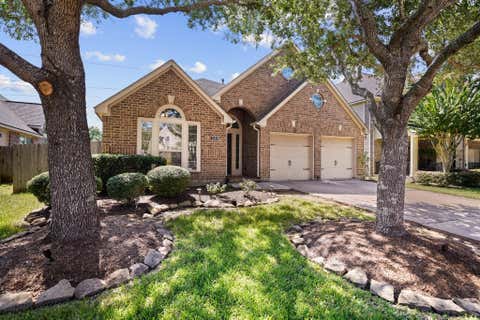 Photo of 2634 Night Song Drive, Pearland, TX 77584 (MLS # 74648506)