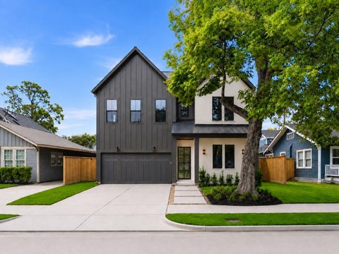 Homes For Sale - 212 E 24th Street<br/> Houston, TX 77008
