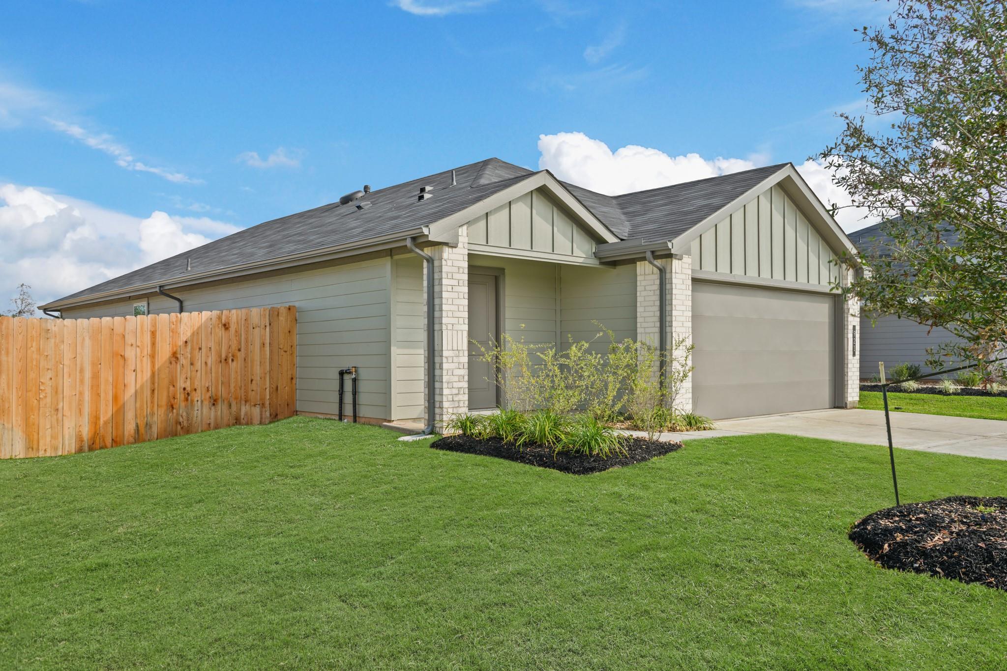 921 Sutherland Falls Street