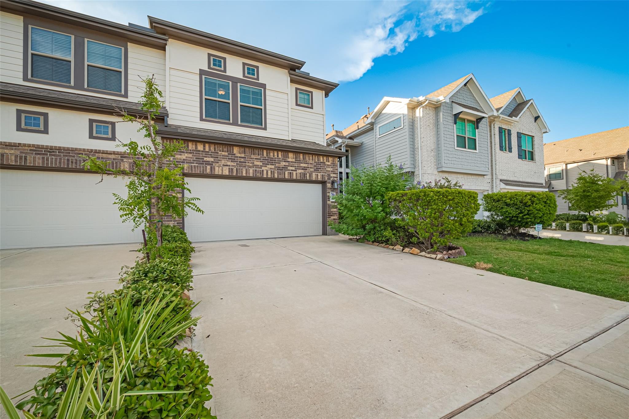 1563 Rustling Creek Drive
