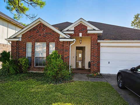 Photo of 17006 Dusty Mill Drive E, Sugar Land, TX 77498 (MLS # 70749191)