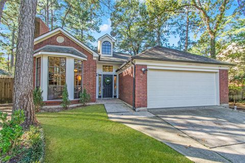 Photo of 19 Elk Crossing Drive, The Woodlands, TX 77381 (MLS # 85741804)